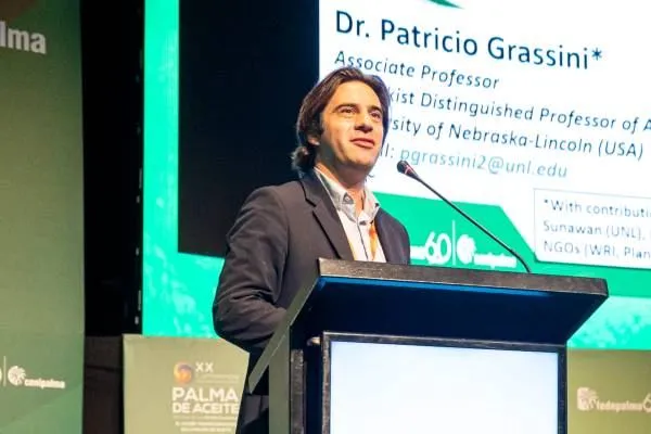 Patricio Grassini, Profesor Asociado Área de especialización: Fisiología Vegetal, Malezas y Sistemas de Producción.