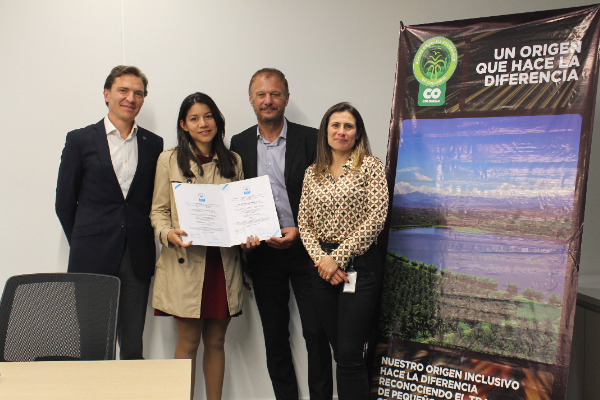 APSColombia verifica la primera empresa colombiana en producción de aceite de palma sostenible