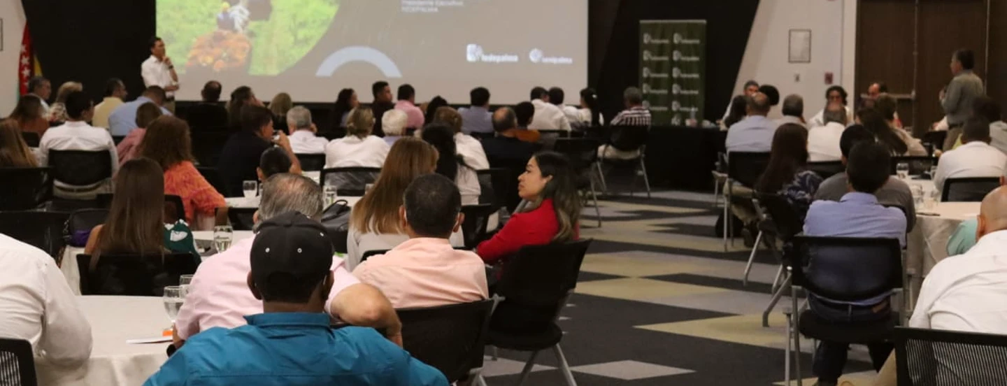 Masiva participación en los Diálogos Palmeros realizados en Bucaramanga